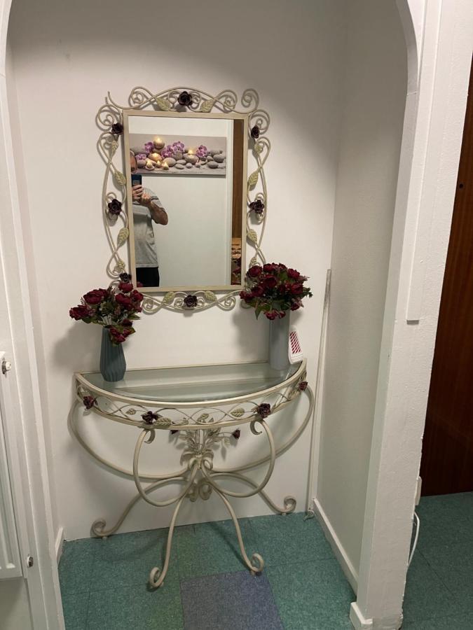 Appartement 3 Pieces Pour 1 A 5 Voyageurs Rillieux-la-Pape Eksteriør billede