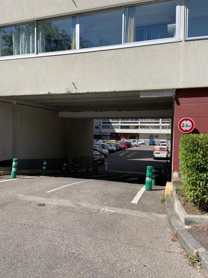 Appartement 3 Pieces Pour 1 A 5 Voyageurs Rillieux-la-Pape Eksteriør billede