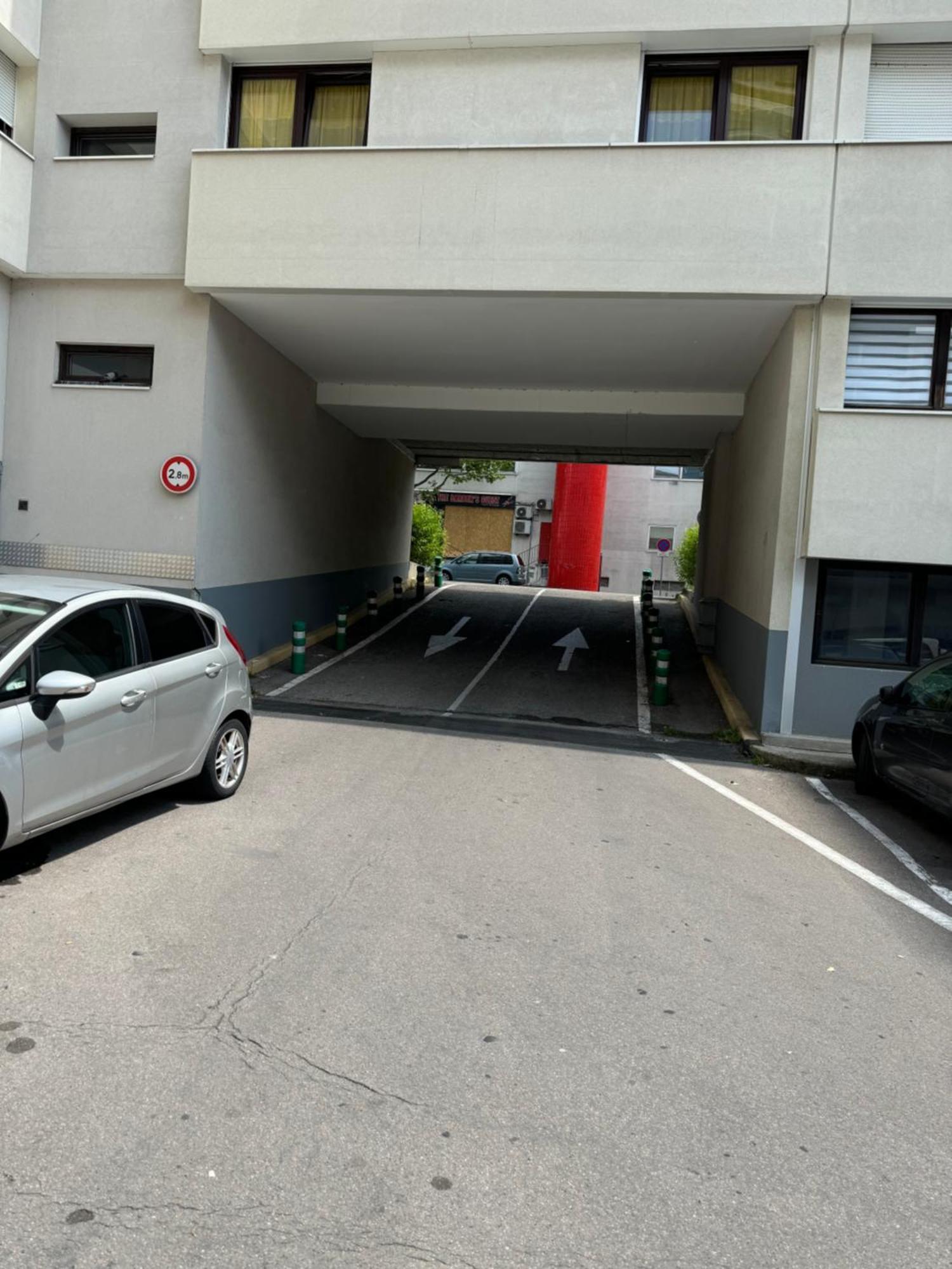 Appartement 3 Pieces Pour 1 A 5 Voyageurs Rillieux-la-Pape Eksteriør billede